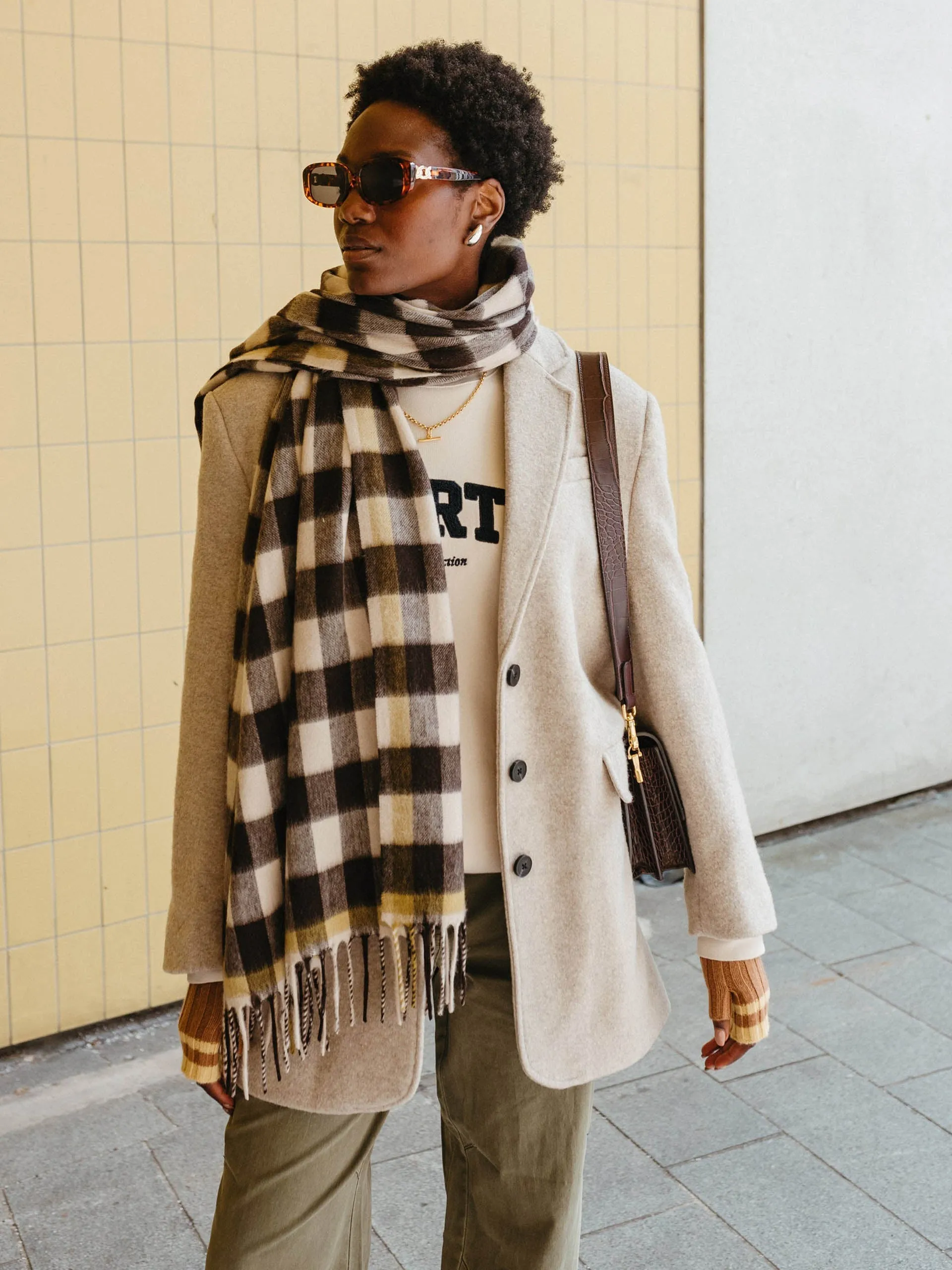 Lambswool blanket scarf in monochrome gingham